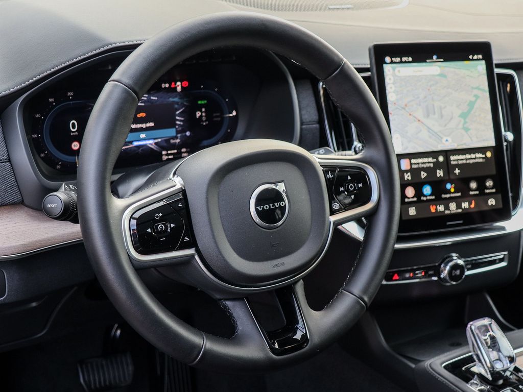 Volvo XC90 2025