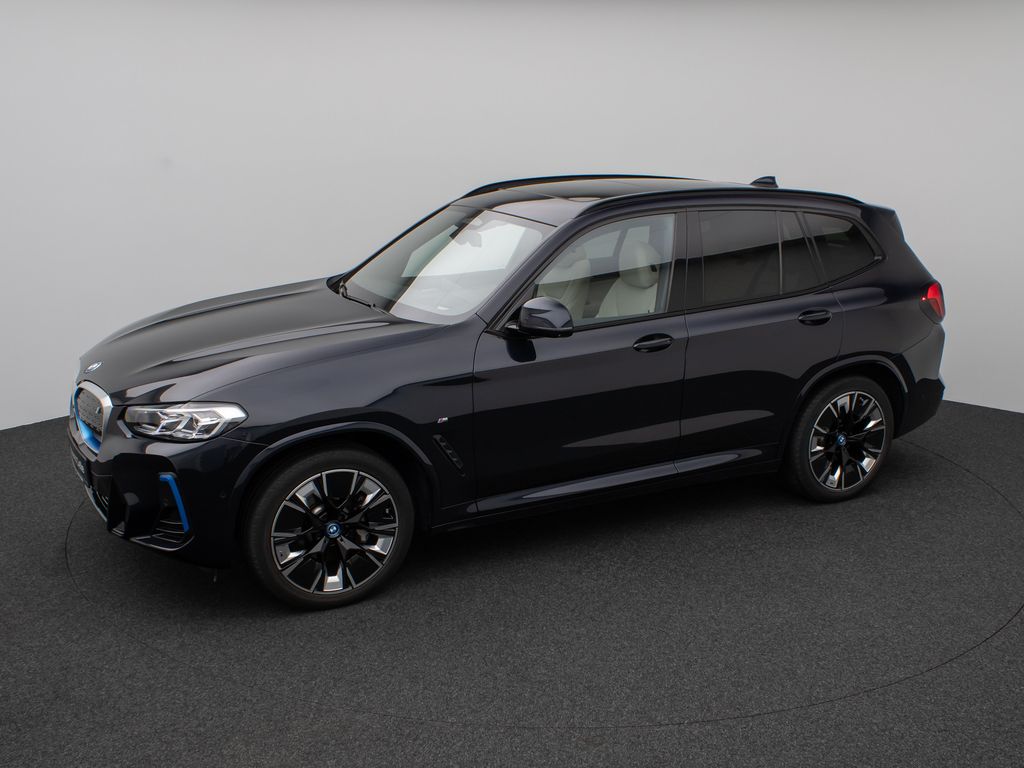 BMW iX3 2022