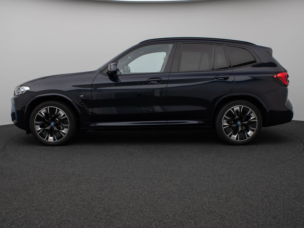 BMW iX3 2022
