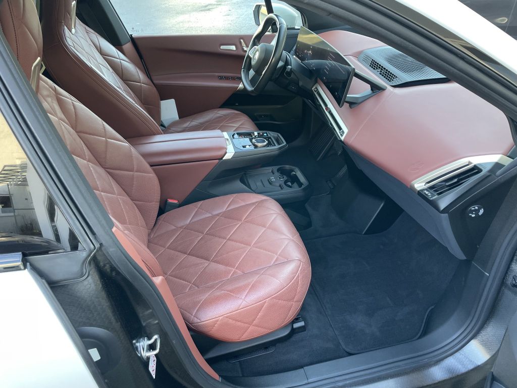 BMW iX 2022