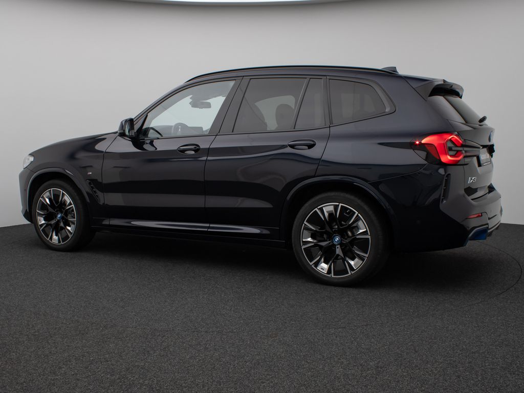 BMW iX3 2022