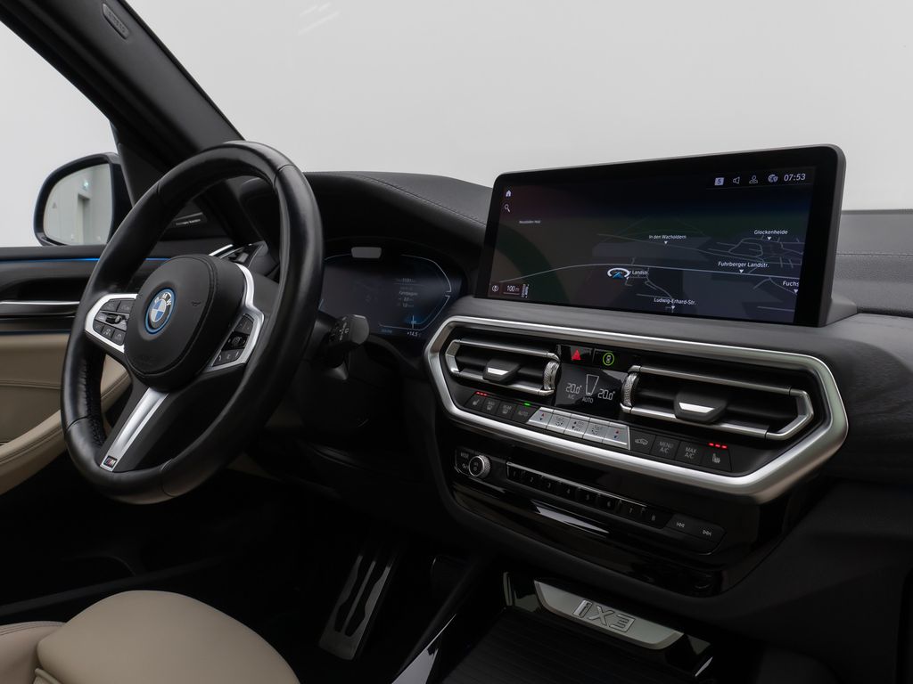 BMW iX3 2022