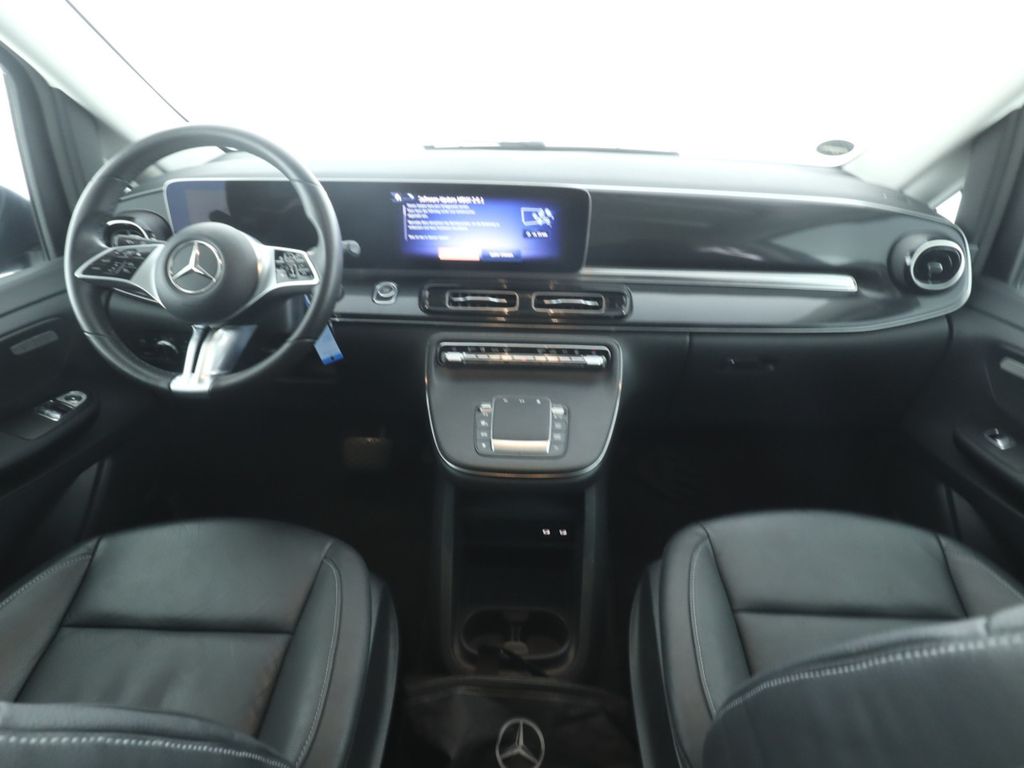 Mercedes-Benz EQV 2024