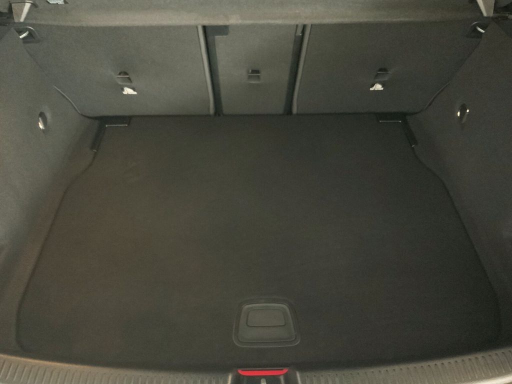 Mercedes-Benz A 200 2025