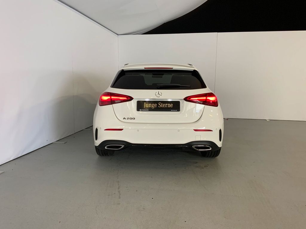 Mercedes-Benz A 200 2025