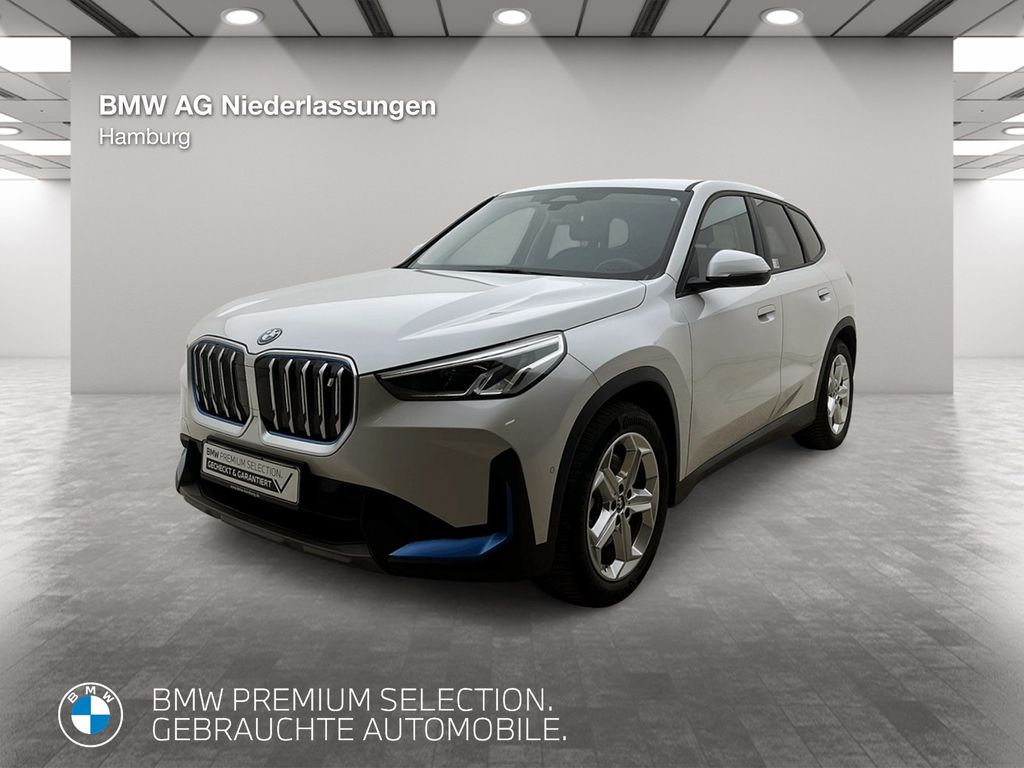 BMW iX1 2023