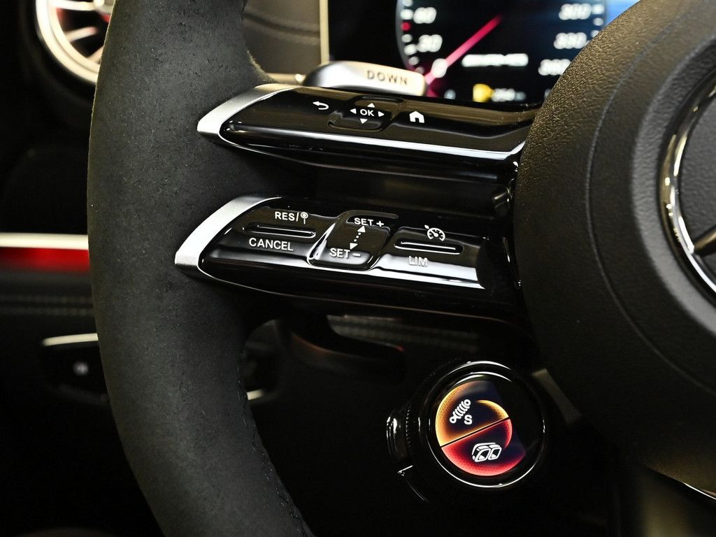 Mercedes-Benz AMG GT S 2025