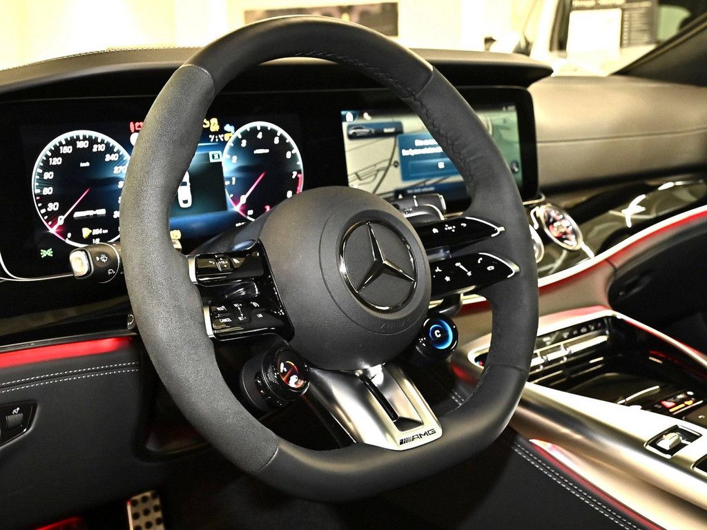 Mercedes-Benz AMG GT S 2025
