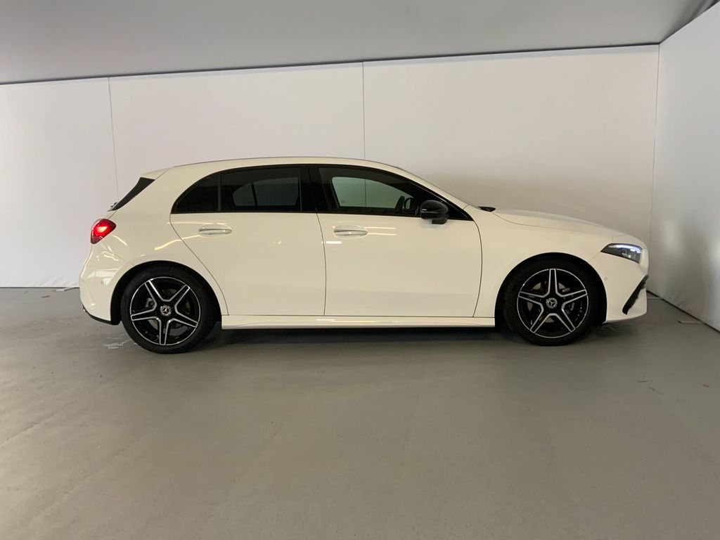Mercedes-Benz A 200 2025