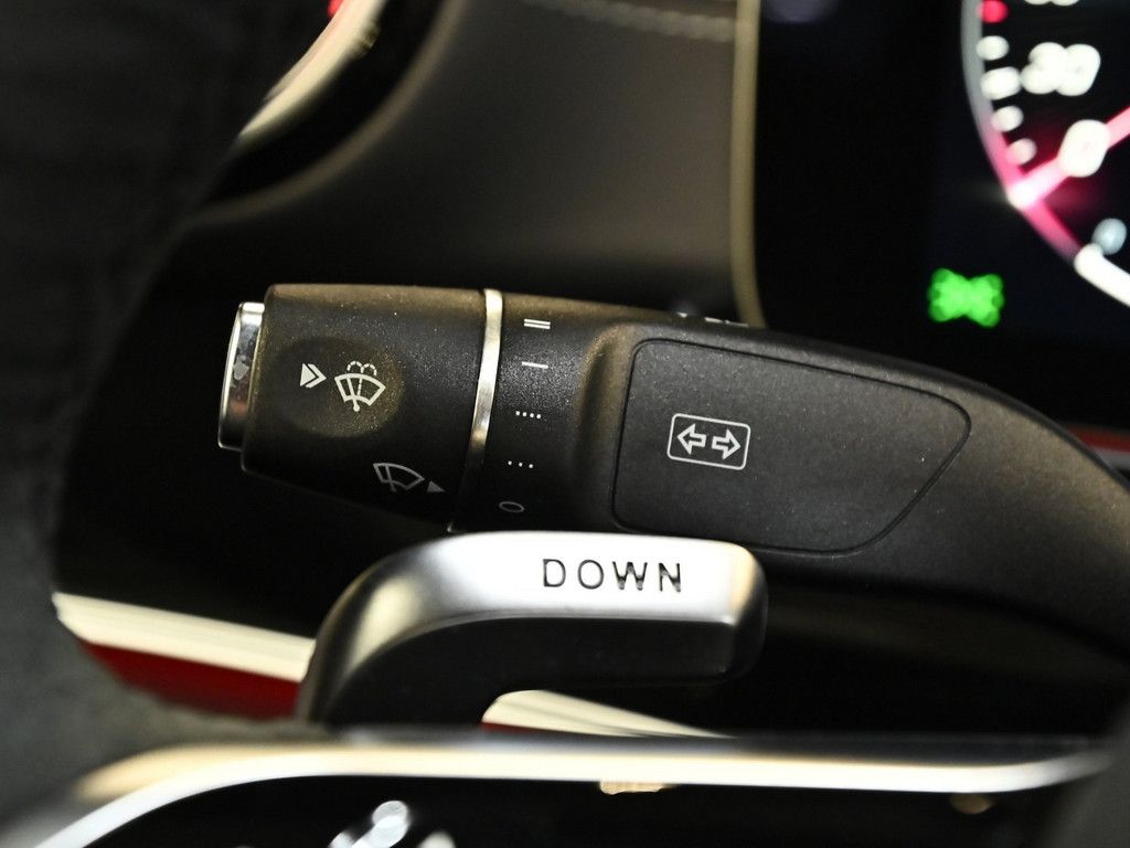 Mercedes-Benz AMG GT S 2025