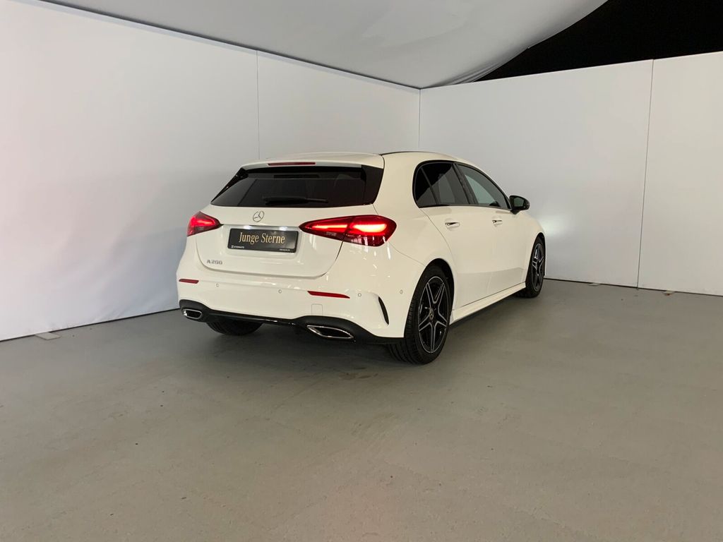 Mercedes-Benz A 200 2025