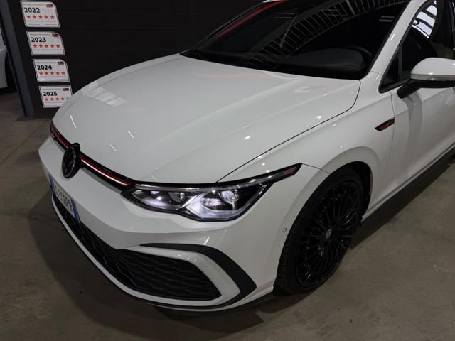 Volkswagen Golf 2021