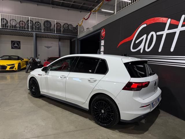Volkswagen Golf 2021
