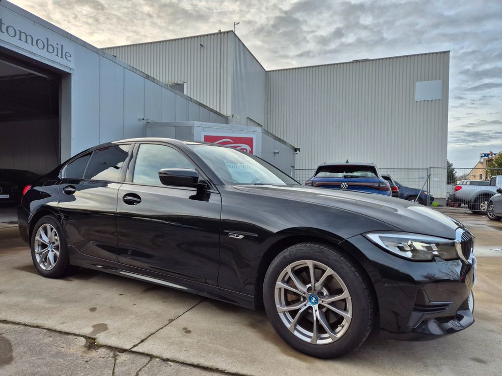 BMW 320 2021