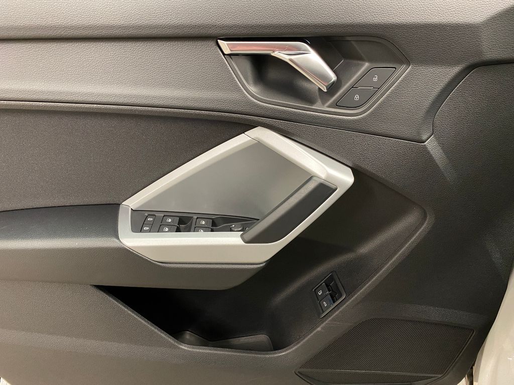 Audi Q3 2021