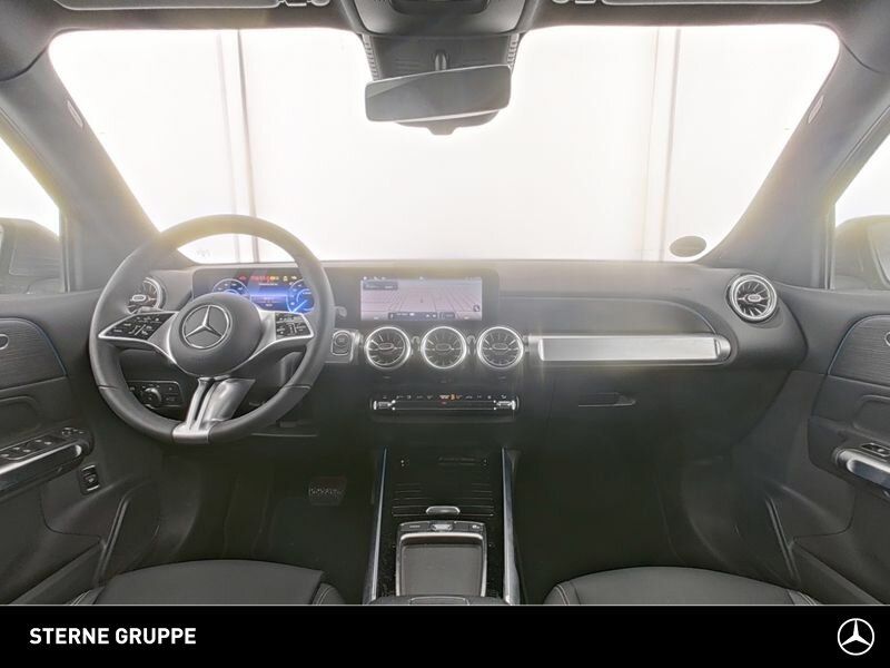 Mercedes-Benz EQB 2024