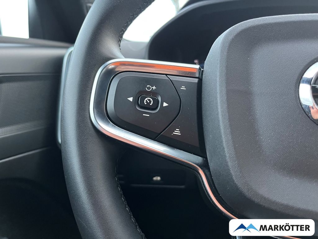 Volvo XC40 2022