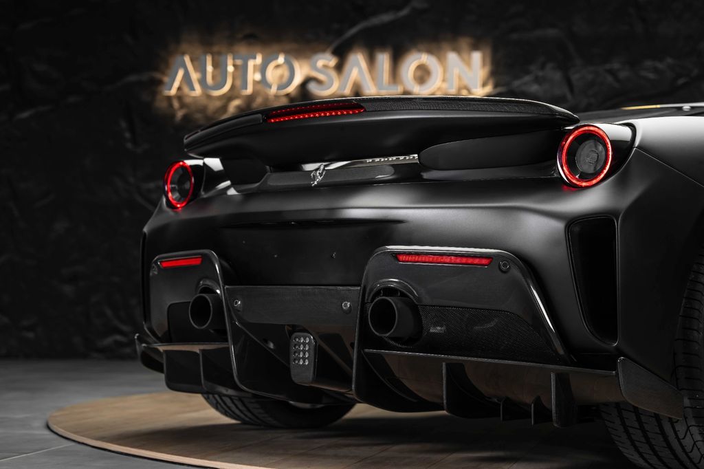 Ferrari 488 Pista 2020