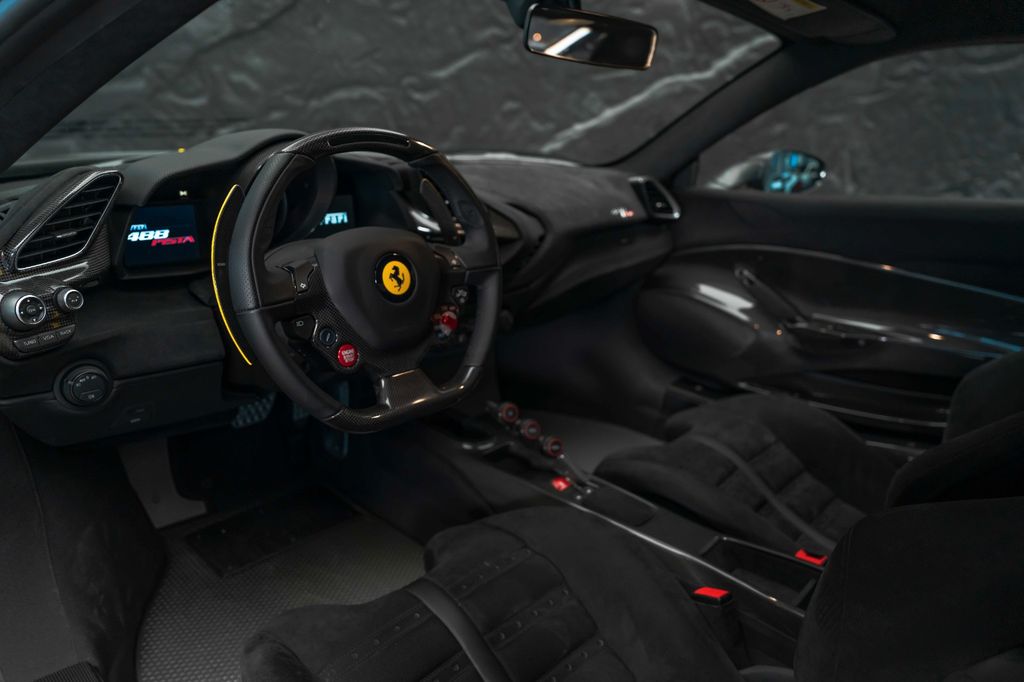 Ferrari 488 Pista 2020