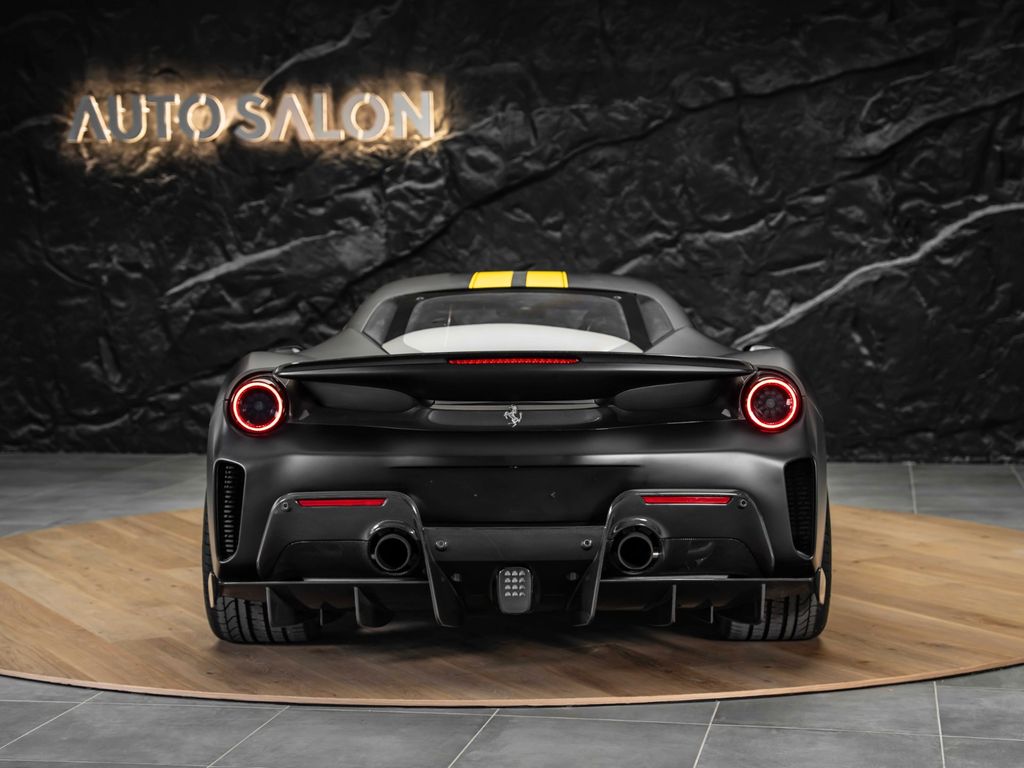 Ferrari 488 Pista 2020