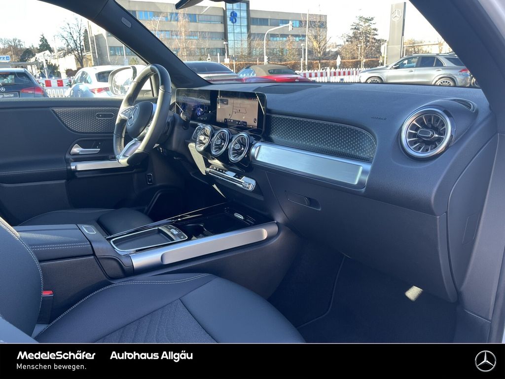 Mercedes-Benz EQB 2024