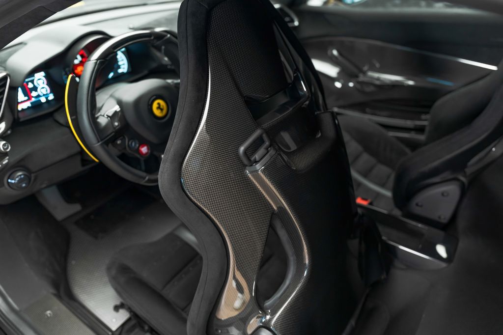 Ferrari 488 Pista 2020