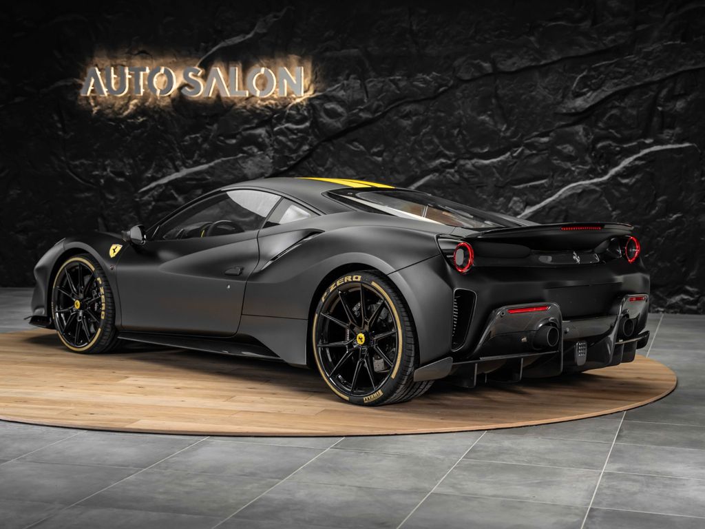 Ferrari 488 Pista 2020