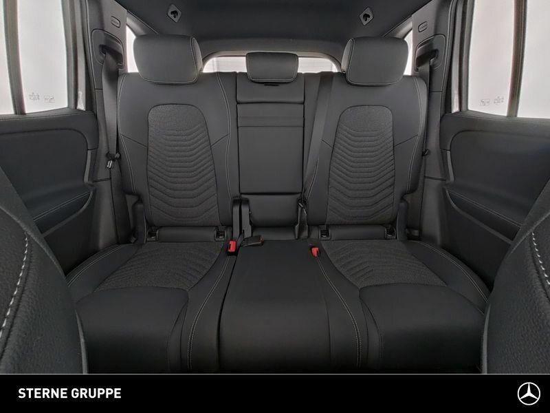 Mercedes-Benz EQB 2024