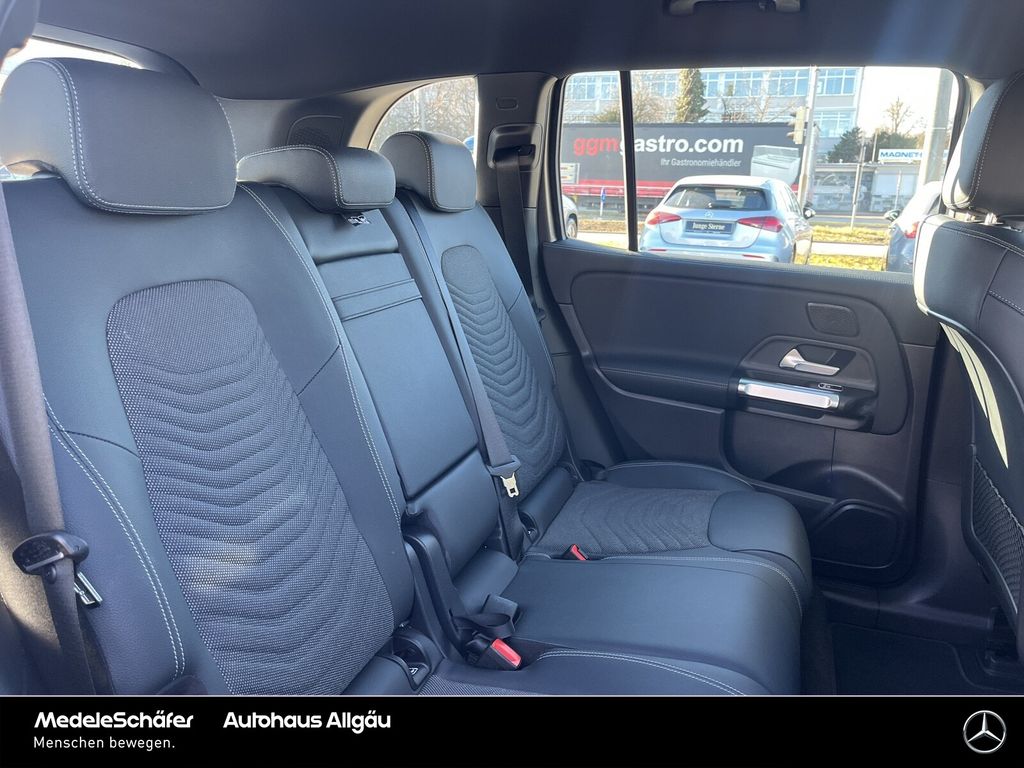 Mercedes-Benz EQB 2024