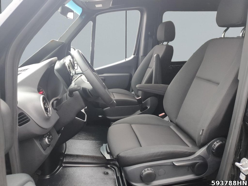 Mercedes-Benz Sprinter 2024