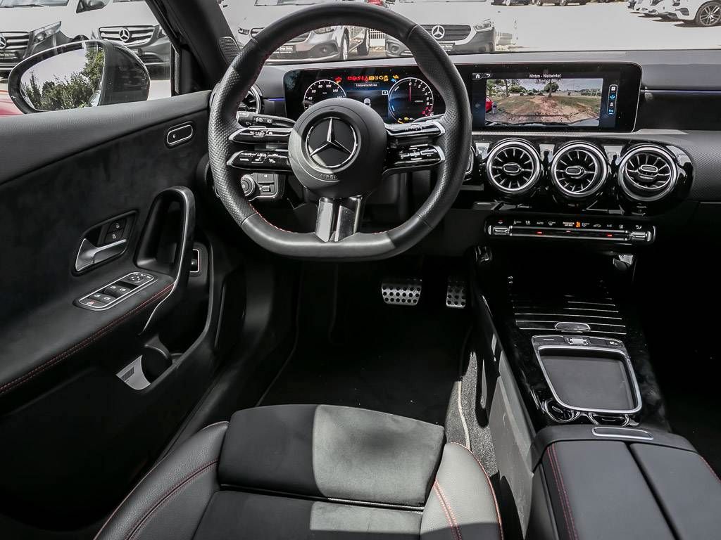 Mercedes-Benz A 250 2024