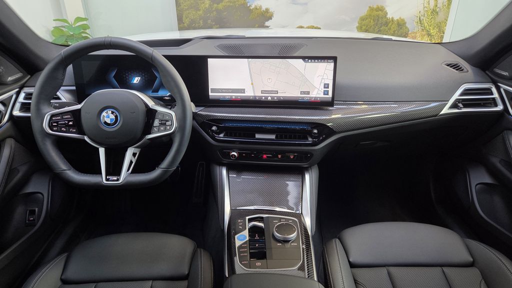 BMW i4 2025