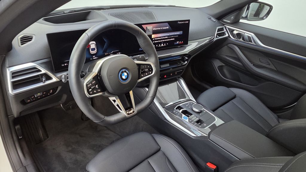 BMW i4 2025