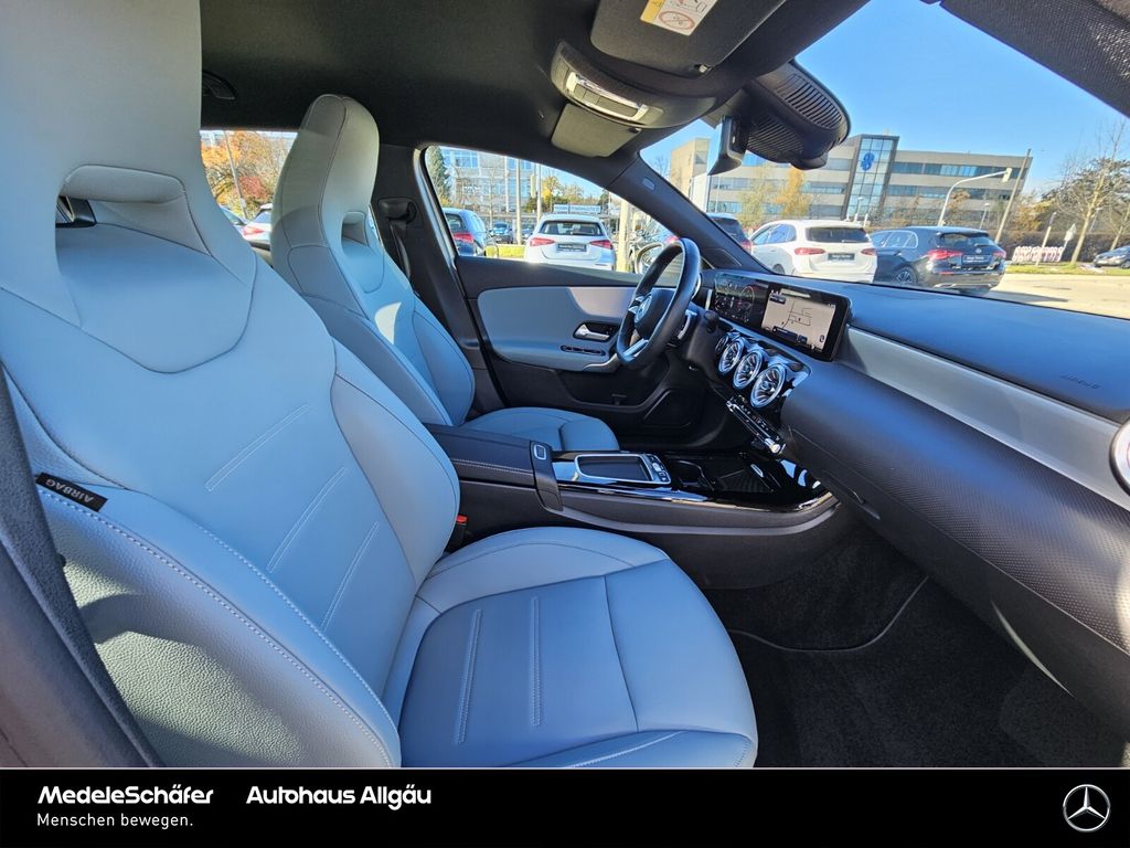 Mercedes-Benz A 220 2024