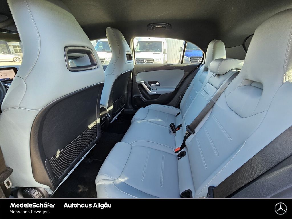 Mercedes-Benz A 220 2024