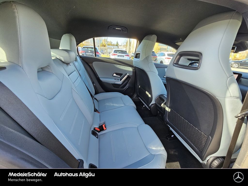 Mercedes-Benz A 220 2024