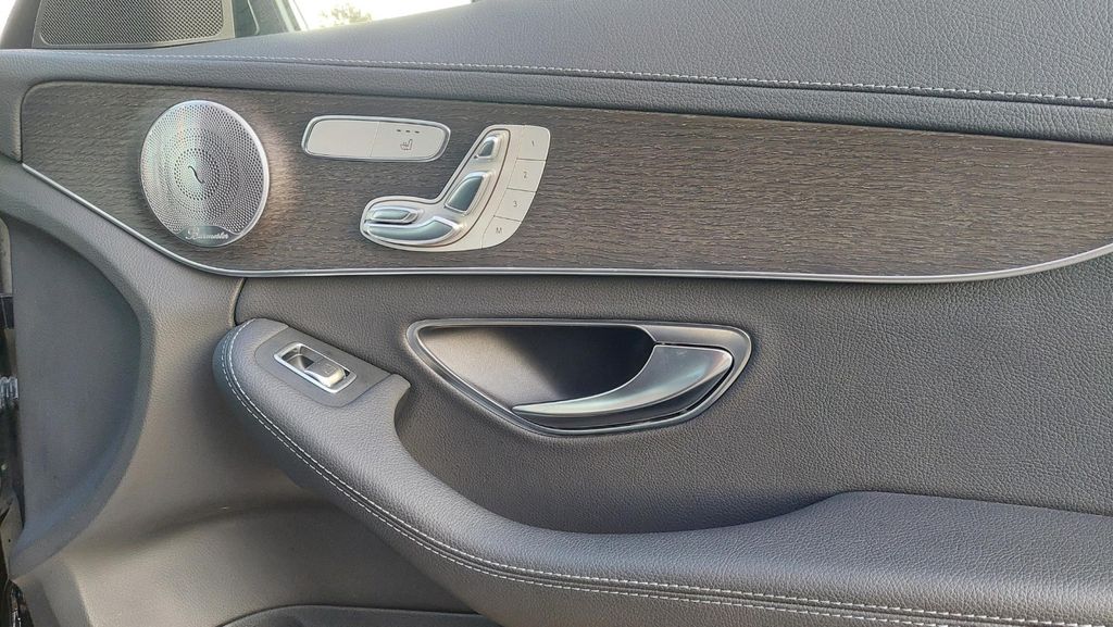 Mercedes-Benz C 300 2019