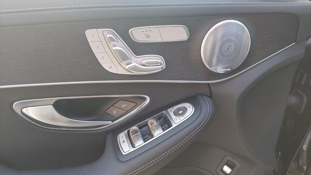 Mercedes-Benz C 300 2019