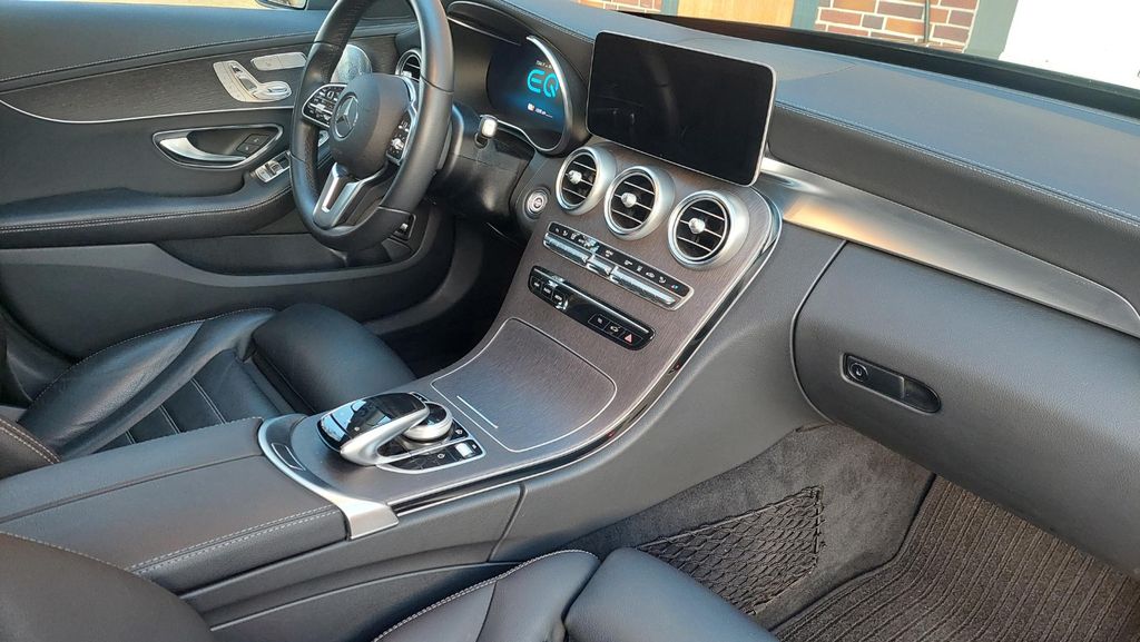 Mercedes-Benz C 300 2019