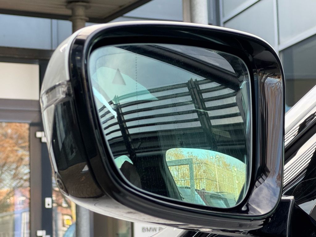 BMW i4 2025