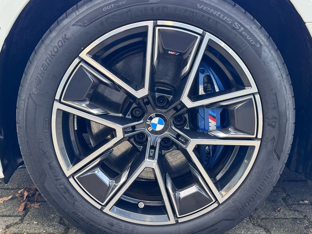 BMW i4 2025