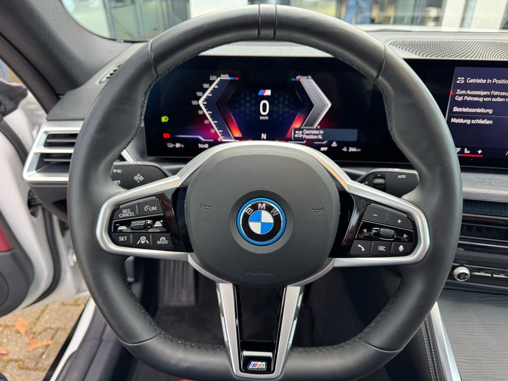 BMW i4 2025