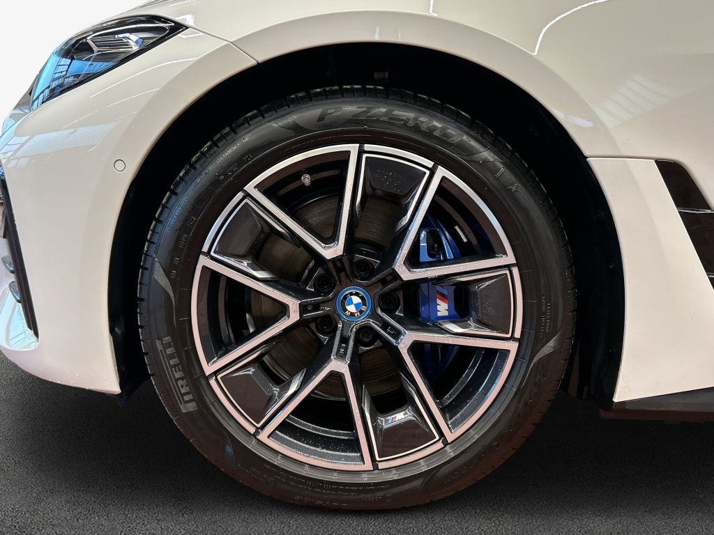 BMW i4 2022