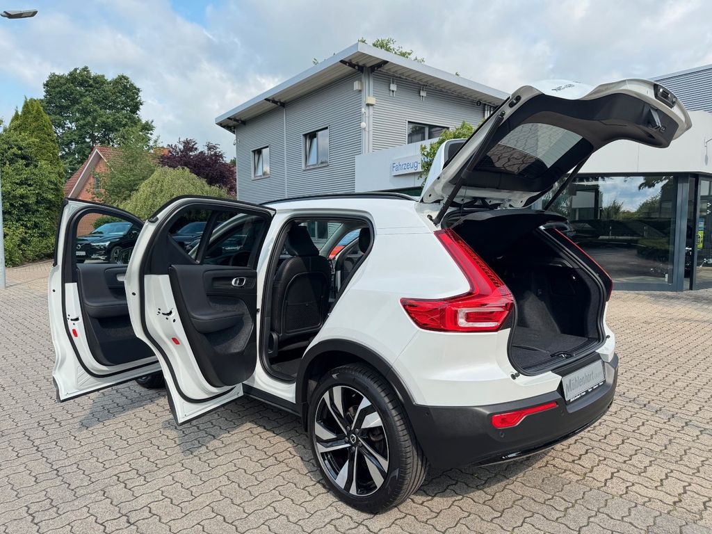 Volvo XC40 2024