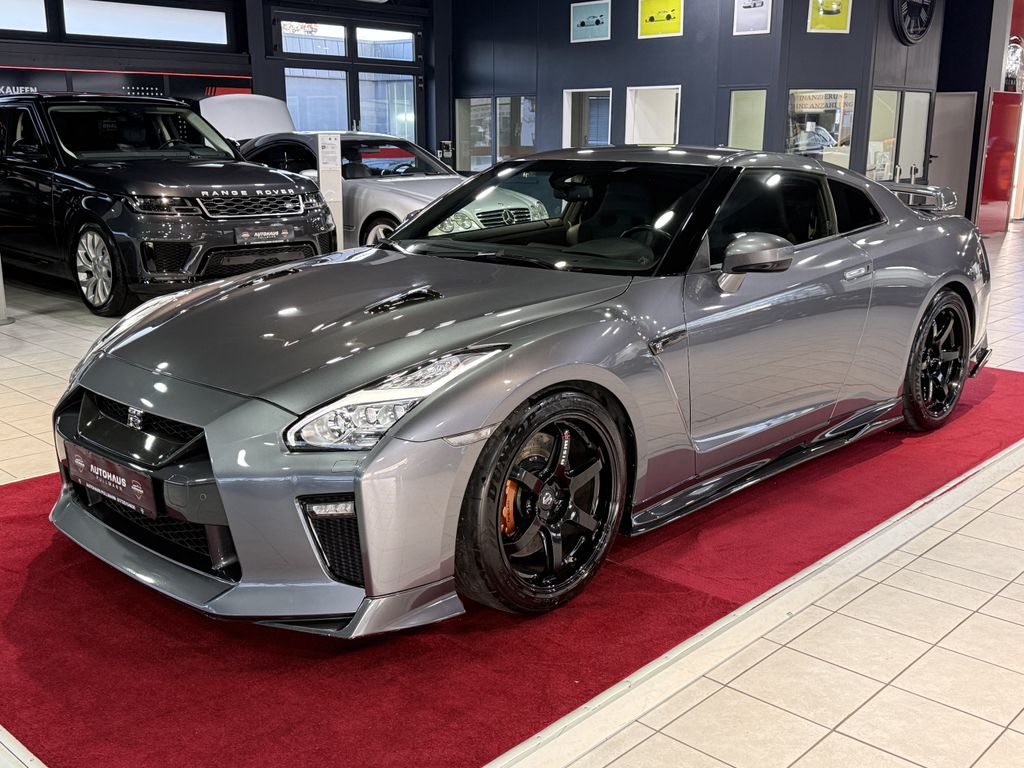Nissan GT-R 2019