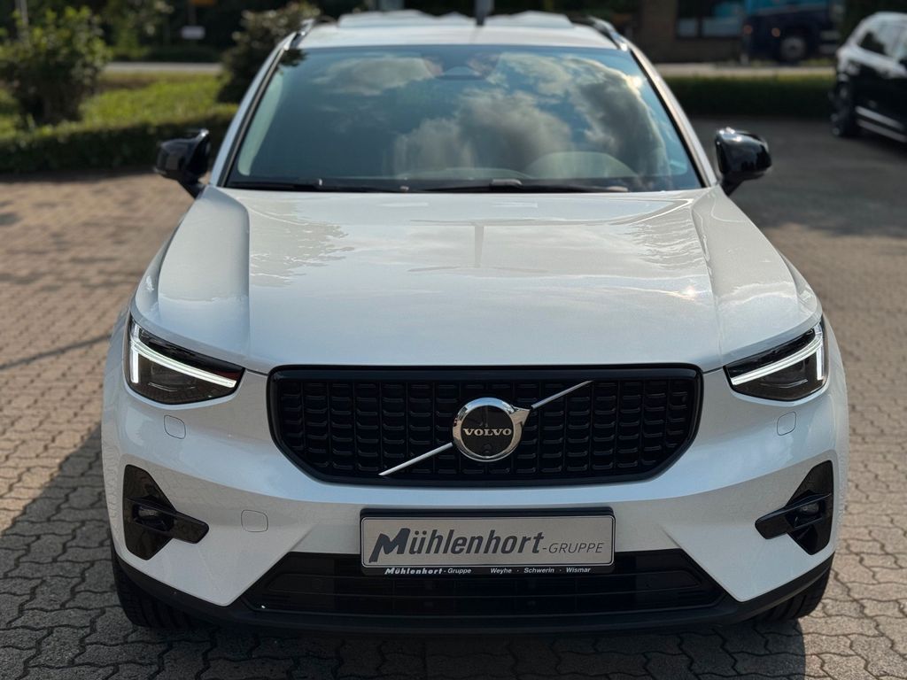 Volvo XC40 2024