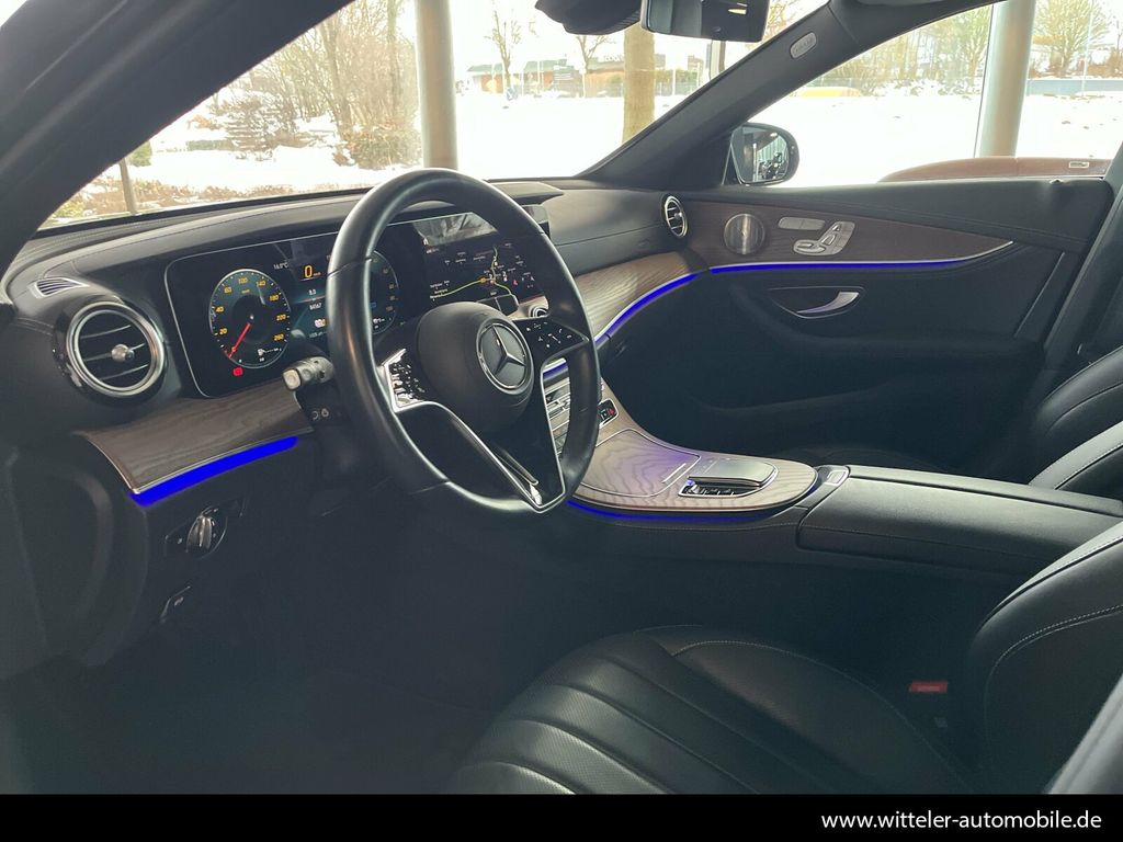 Mercedes-Benz E 300 2023