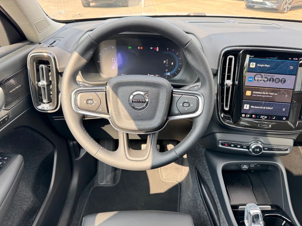 Volvo XC40 2024