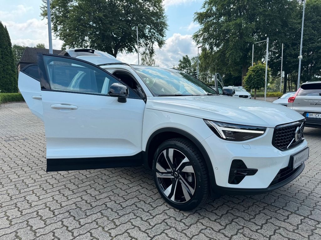 Volvo XC40 2024