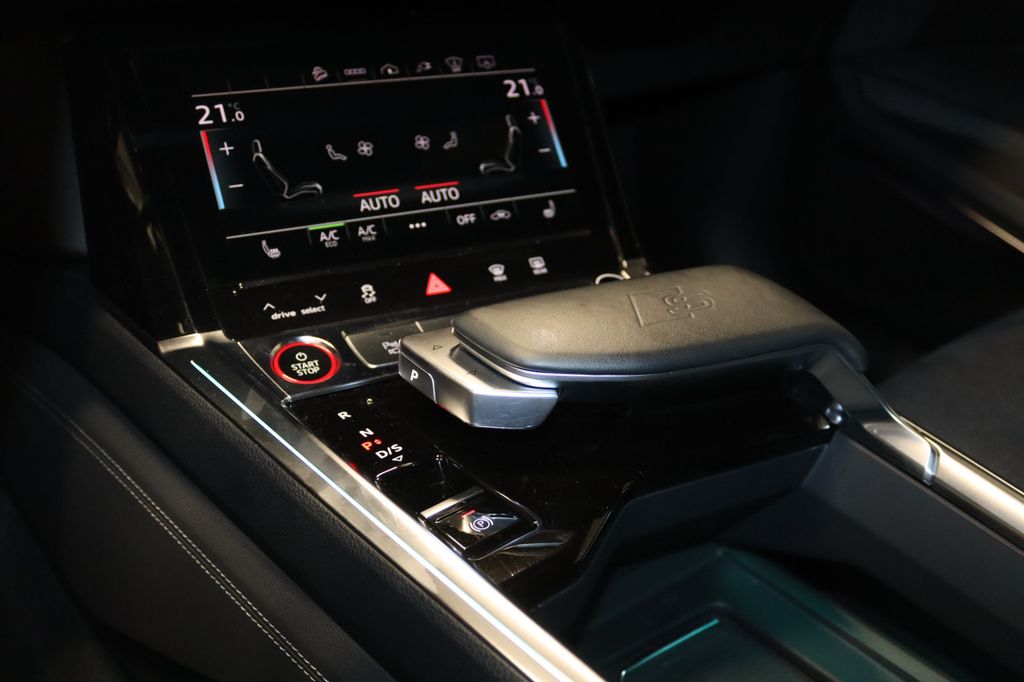 Audi e-tron 2022